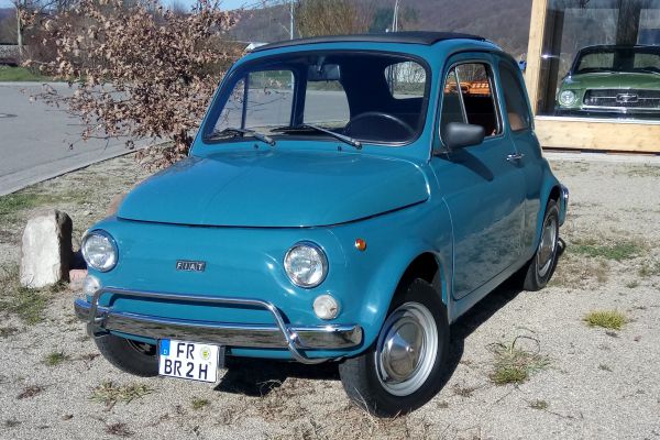 Fiat 500 Cinquecento mit Faltdach