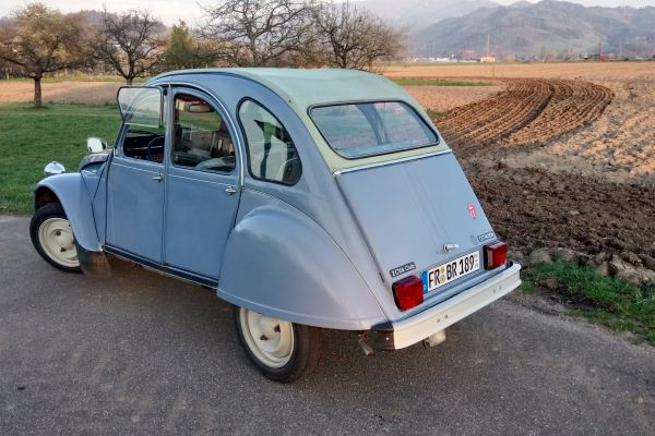 Citroen 2CV6 Ente