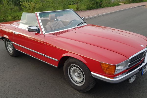 Mercedes-Benz 380 SL (R107)