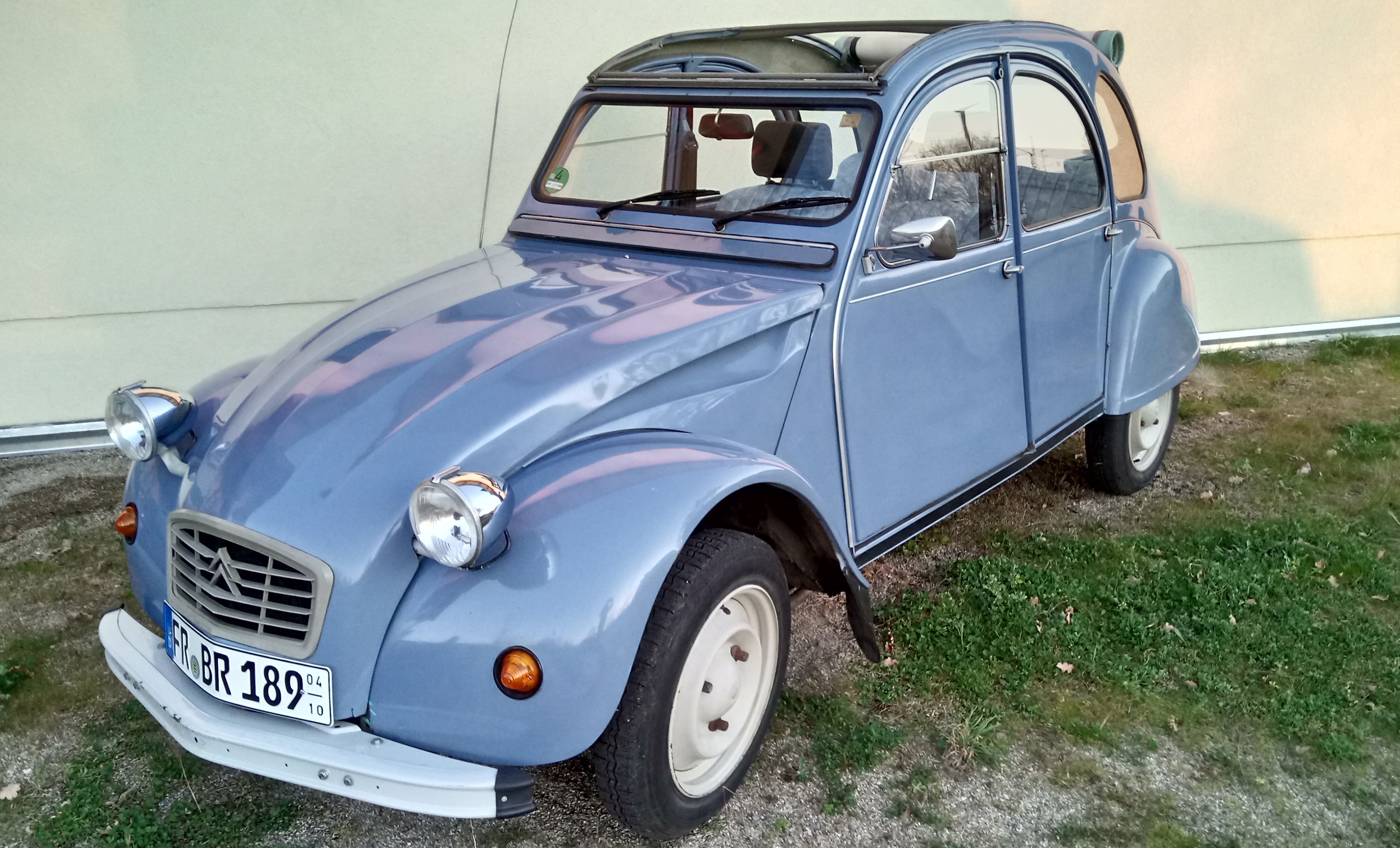 Citroen 2CV6 Ente